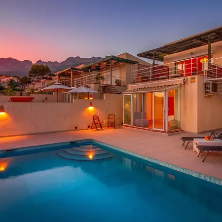 Villa Mimosas *