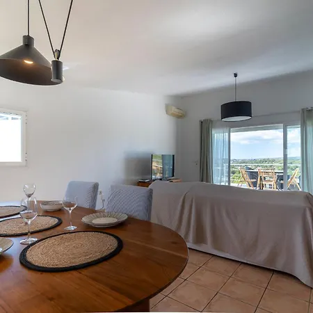 Mimosas Villa *