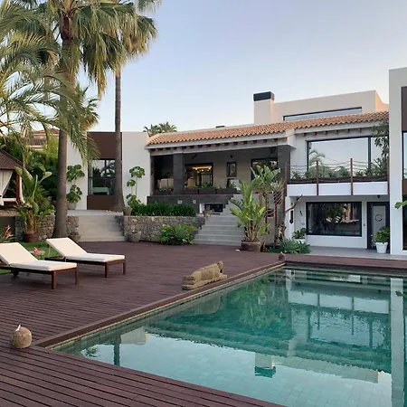 Suite Deluxe En Kharisma *