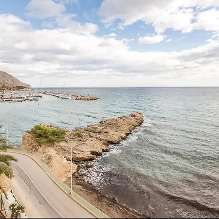 Сasa de vacaciones Amazing In With Outdoor Swimming Pool
