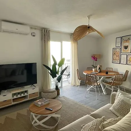 Feliz Apartment *