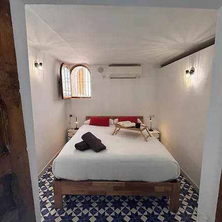 Casa Dino Casco Antiguo Apartment *