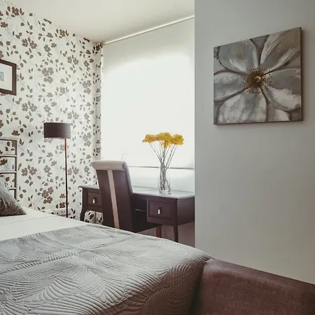Apartamento Precioso Con Garaje Y Terraza *