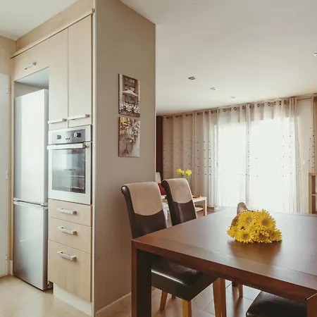Apartamento Precioso Con Garaje Y Terraza *
