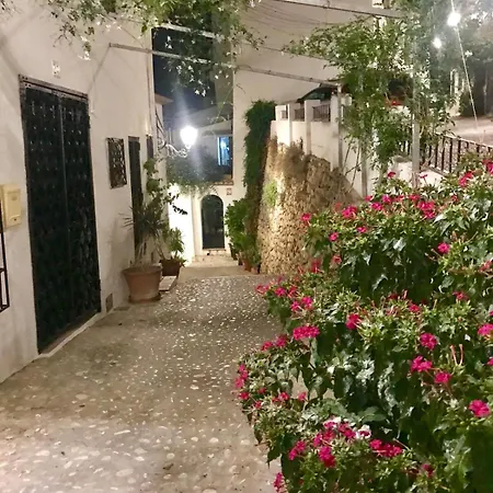 Luxury - Puerto De Campomanes