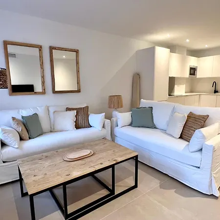 Luxury - Puerto De Campomanes *