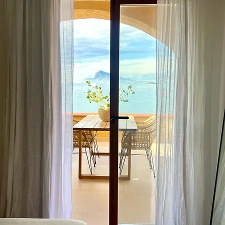 Luxury - Puerto De Campomanes *