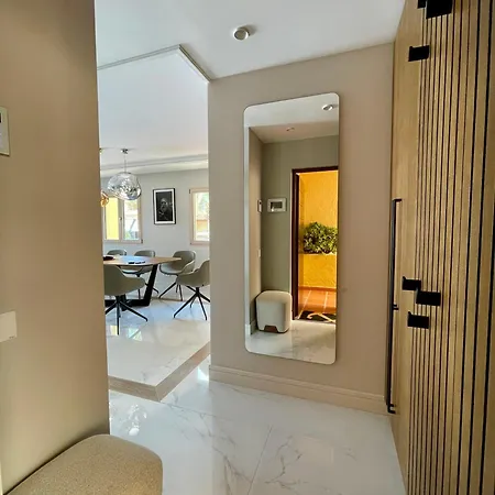 Apartment Captain's House
