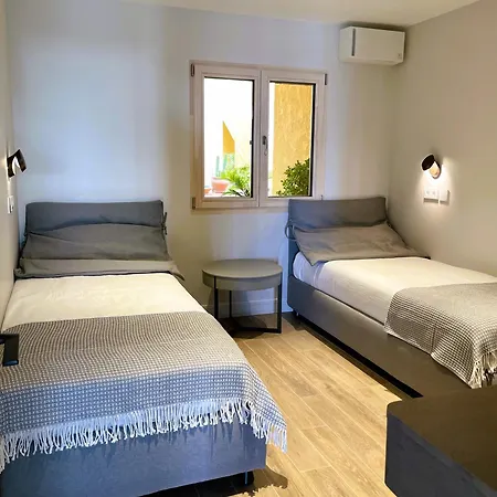 Apartment Captain's House