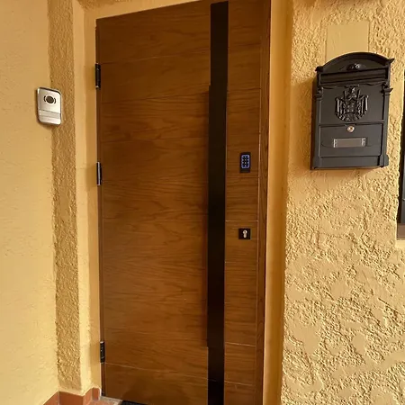 Captain's House Apartment *