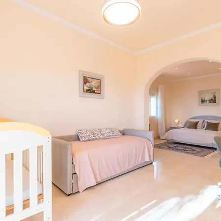 Villa Macondo Hills