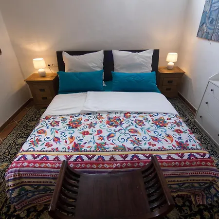 Bellaguarda Homestay *