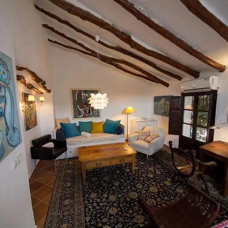 Homestay Bellaguarda