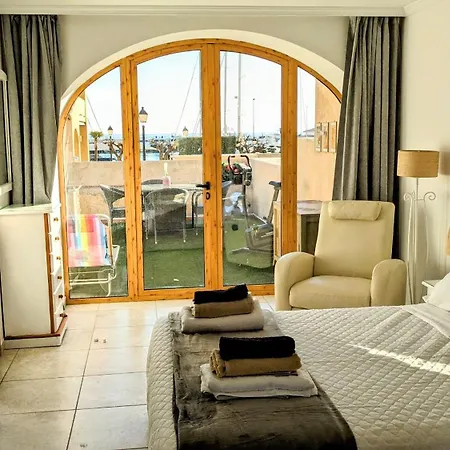 I Marina Greenwich, Apartment Altea