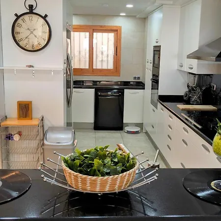 I Marina Greenwich, Apartment Altea