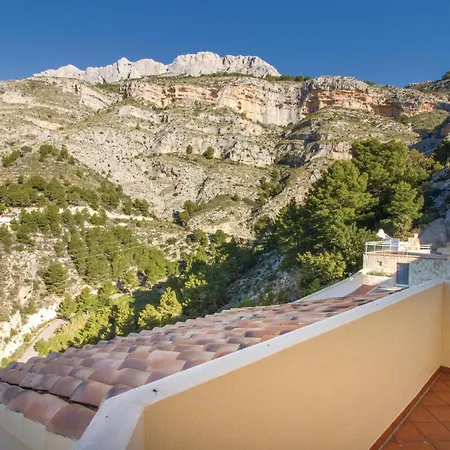 Holiday home Lovely In With Outdoor Swimming Pool