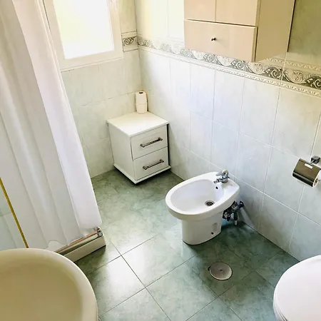 Chalet Spacious On Golf Course *