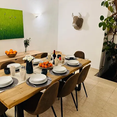 Spacious In Hills