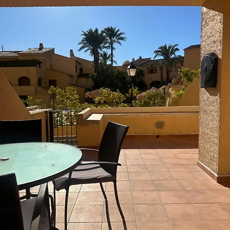 3 Habitaciones, Gran Terraza Apartment