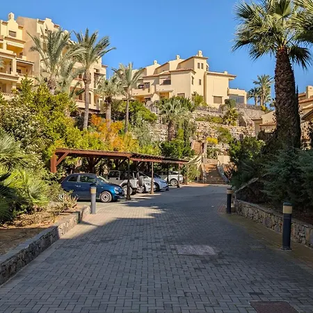 Gadea Pearl Apartment