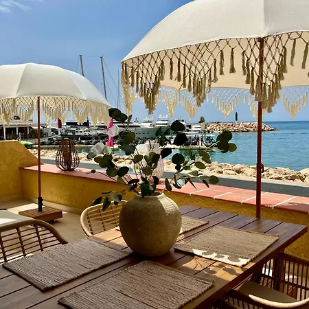 Luxury - Puerto De Campomanes