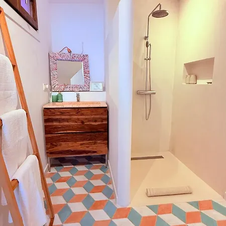 New Calm & Charming Loft
