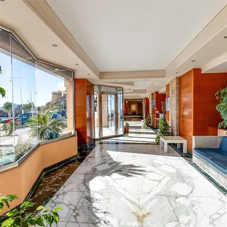 Apartment 1st Line Mascarat Beach- Solarium Terrace & Pool *