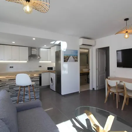 Ama Apartment *