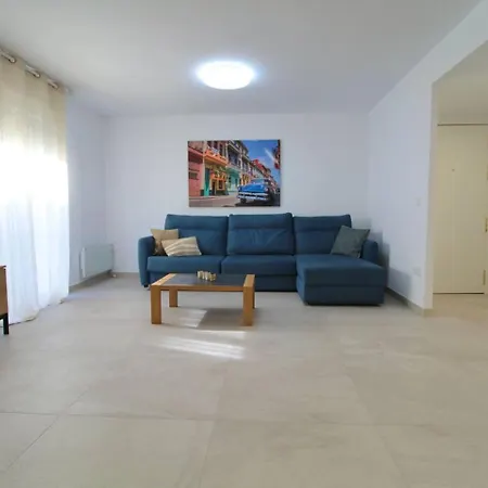 Avenida 19 * Altea