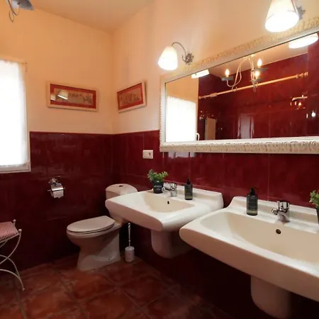 Con Piscina En Holiday home