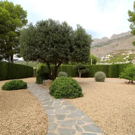 Con Piscina En Holiday home