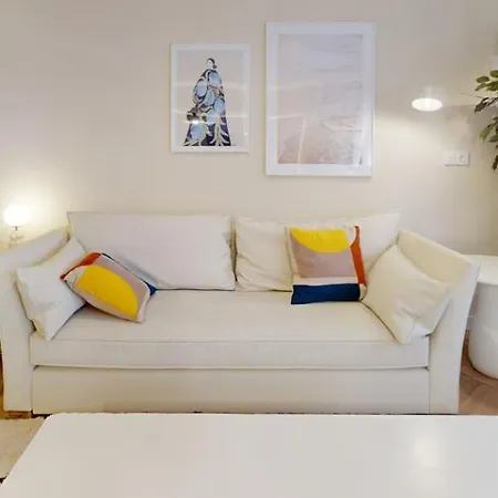 Apartment Stylish In With Ac And Balcony