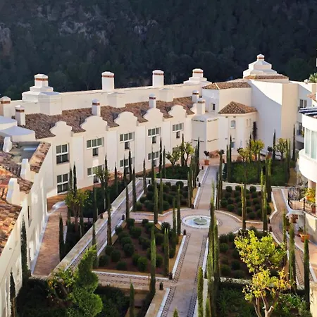 Hotel Zem Wellness Clinic 5*