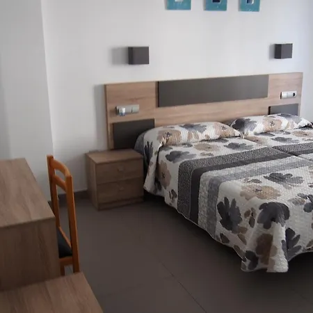 Guest house El Trovador 2*