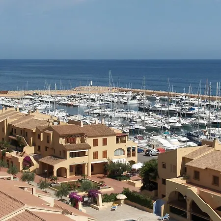 Apartment Sunrise Beachfront By The Marina