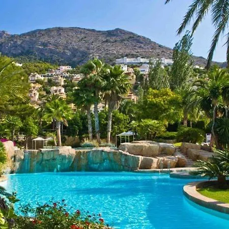 Melia Hills 5*