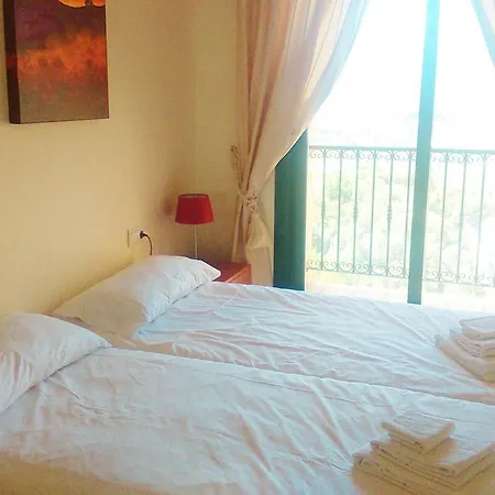 Luxury With Ac On A Hill With A Sea View Apartment *