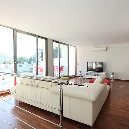 Villa Hills Blueline Altea