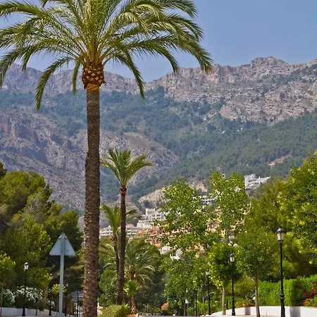 Hotel Marconfort Hills