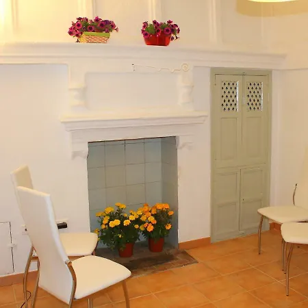Bernia Apartment *