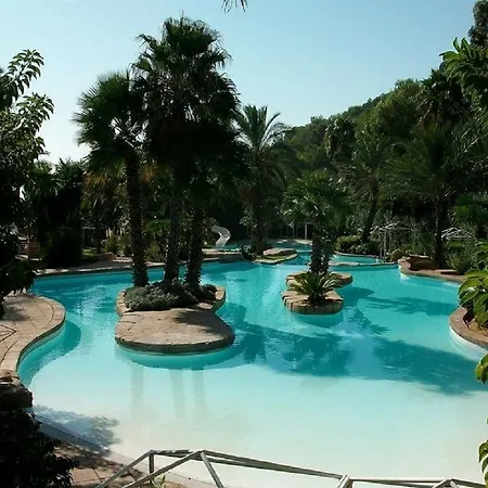 Hotel Marconfort Hills 4*