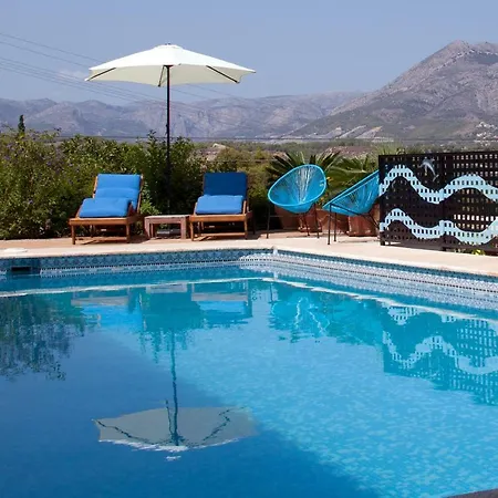 Apartment Las Palmeras With Private Pool And Garden Altea