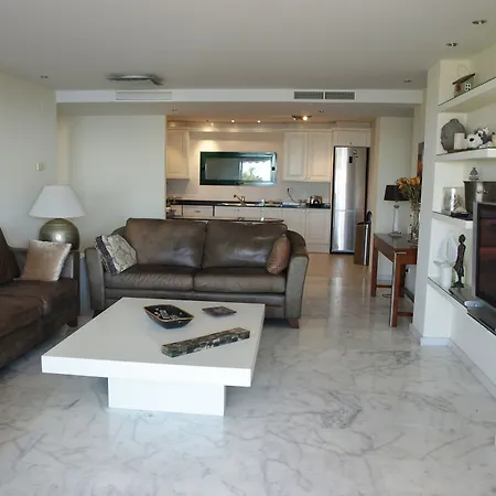 Bahia Apartment *