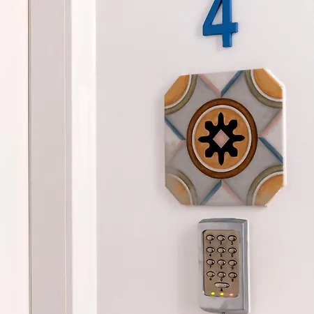 House 3*