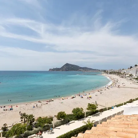 Atico-loft Frente Al Mar Con Piscina Y Parking