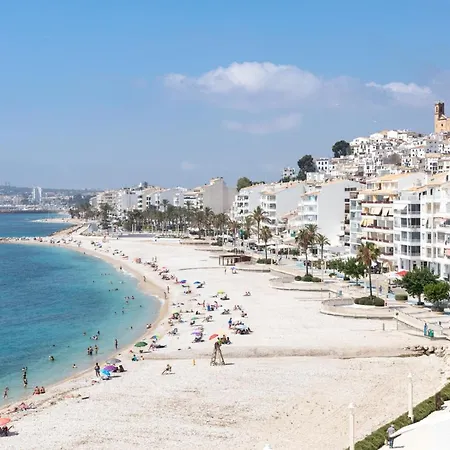 Atico-loft Frente Al Mar Con Piscina Y Parking