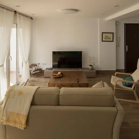 Apartment Avenida Principal I *