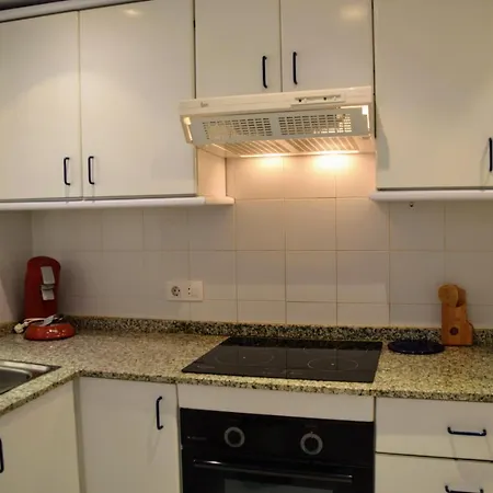 Sunny Escape By The Sea & Yacht Club Apartamento