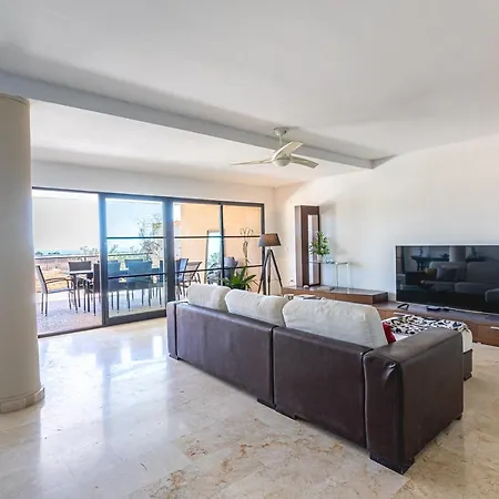 Nova Apartment