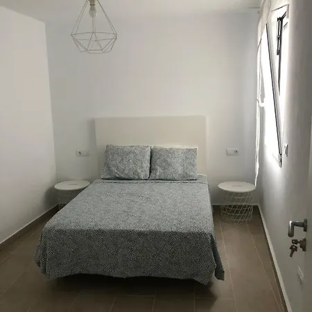 Holiday home Acogedora Casa En Cap Negret, Ubicada A Primera Linea De La Playa. *